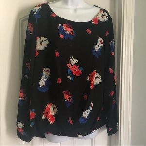 Black floral top